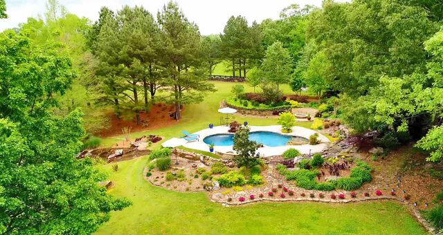 2330 Windcliff