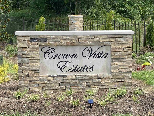 200 Crown Vista