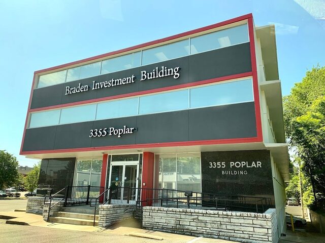 3355 Poplar
