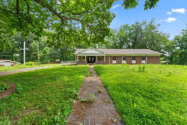 2465 Millbrook