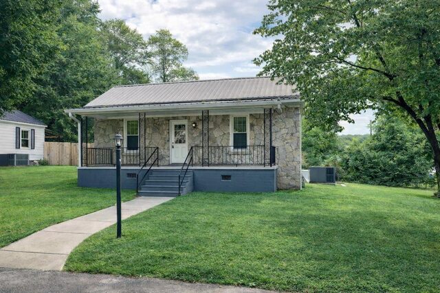 202 Morris