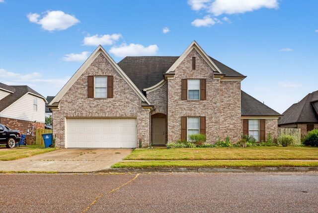 9635 Grays Lake