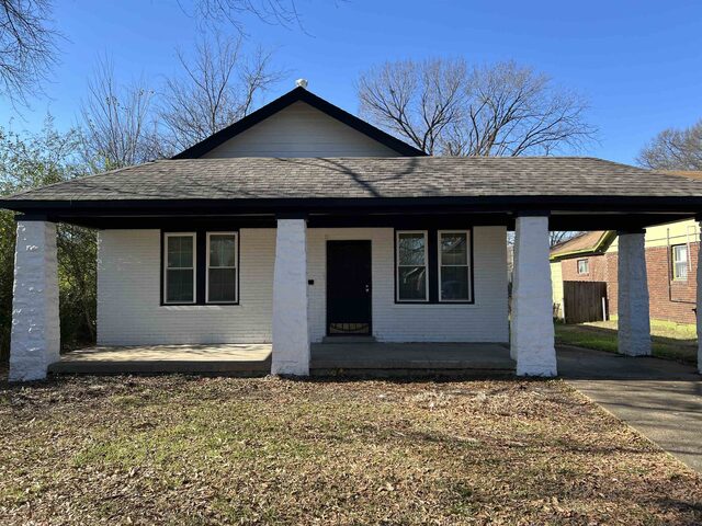915 Garland