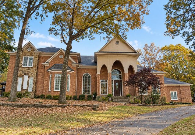 470 Walnut Point