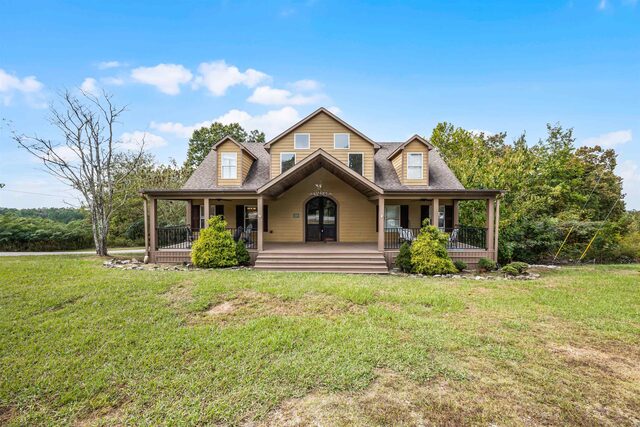 939 Eagle Point