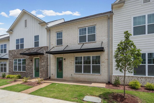 3050 Portage