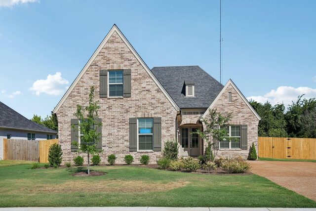 110 Laurel Wood