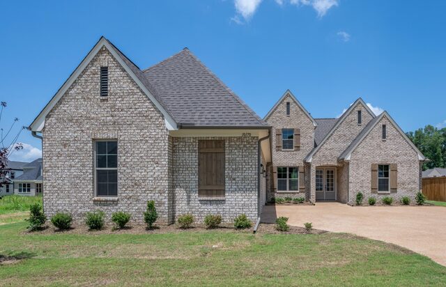 10170 Conner Field