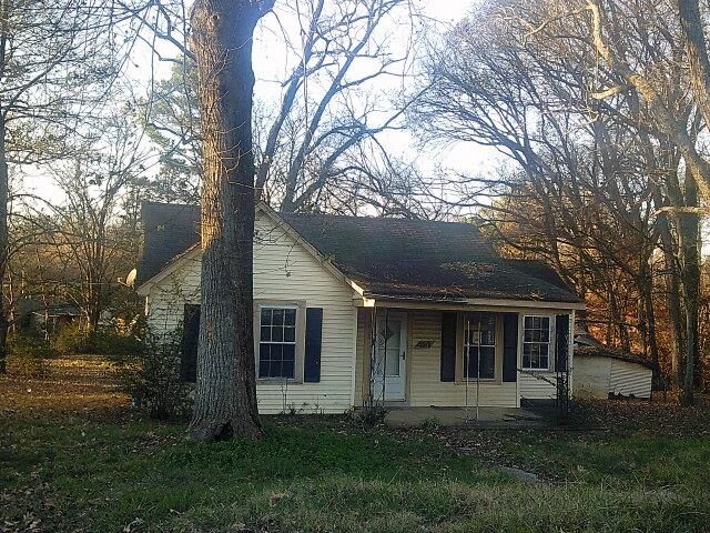 414 Hyde Park