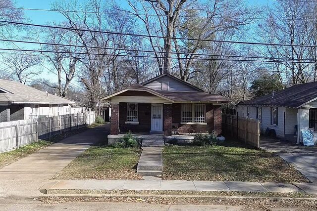 848 Highland