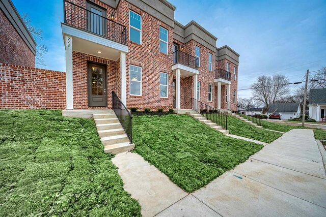 272 Washington