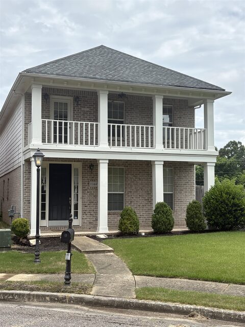 10448 Sunnybrook