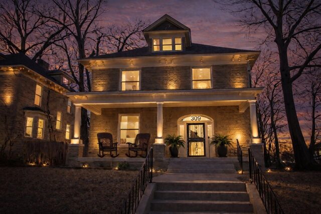 309 Dudley