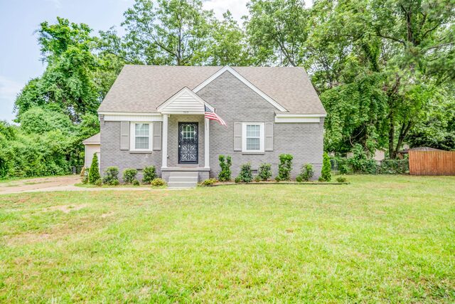 989 Whitehaven Park