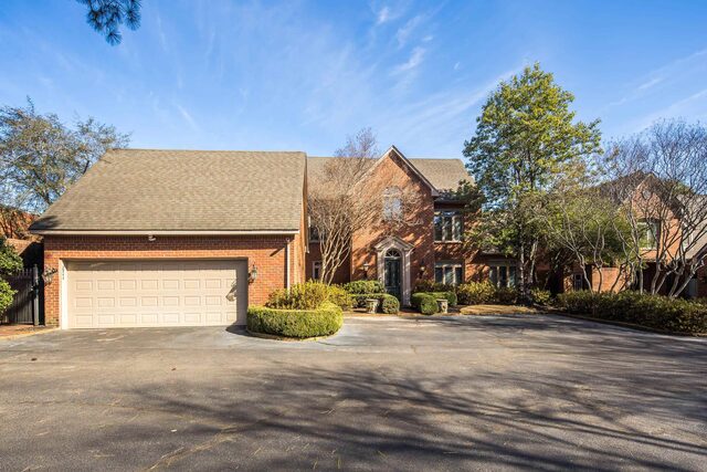 2944 Gardens