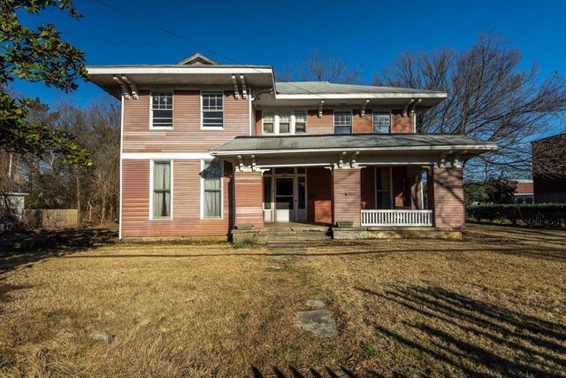195 Walthall