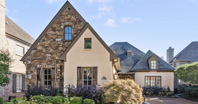 3118 Oakleigh Manor