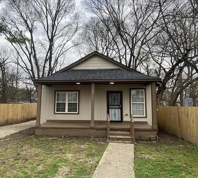 2100 Stovall