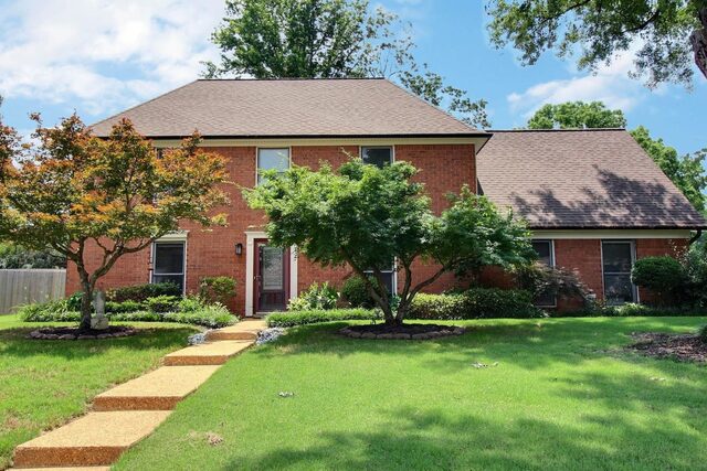 647 Winlawn