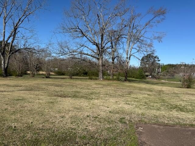 1019 Pickwick