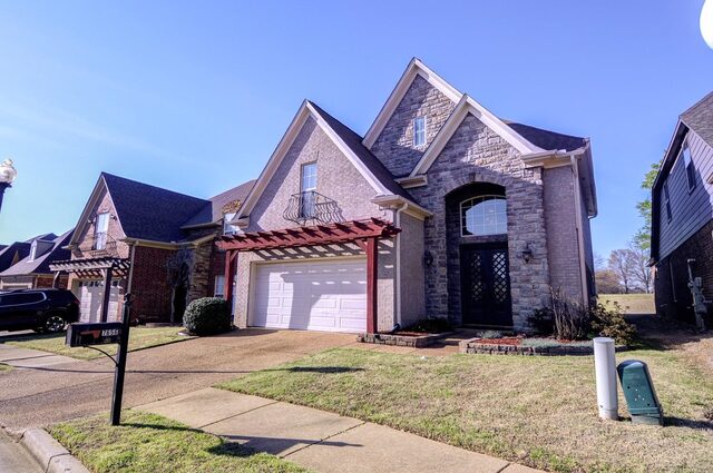 7656 Glen Laurel