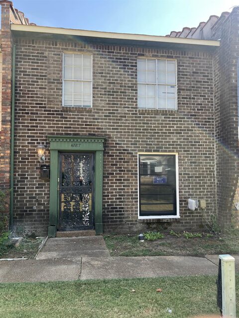 4787 Townhouse