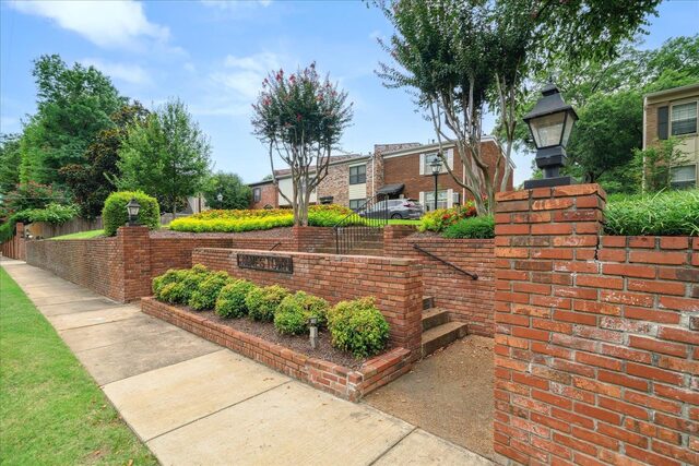 435 Highland