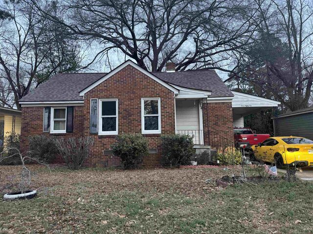 1284 Merrycrest