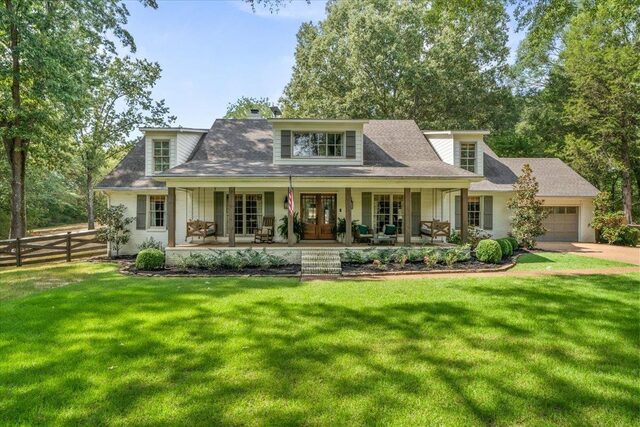 501 Country Way