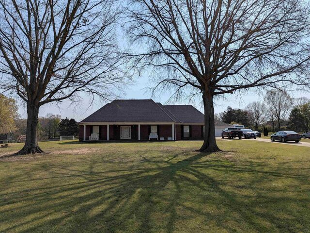 6110 Nellwood