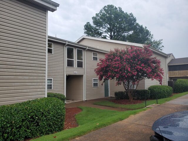 6767 Meadow Oak