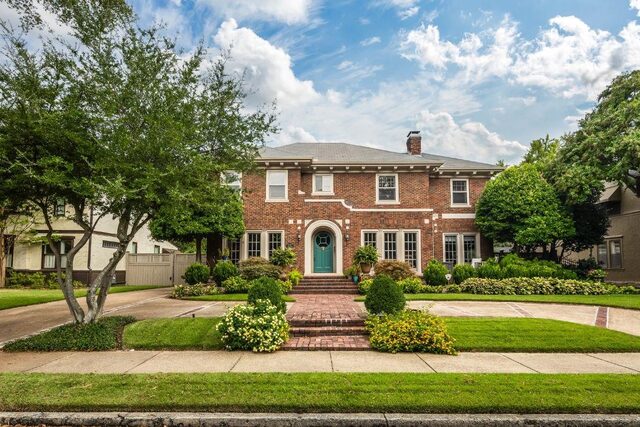 1520 Vance