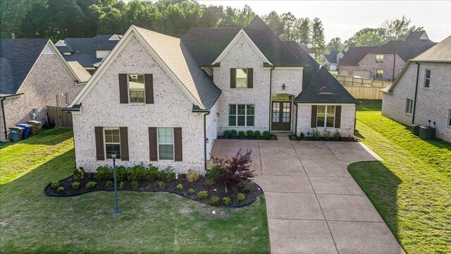 5127 Lawrenceburg