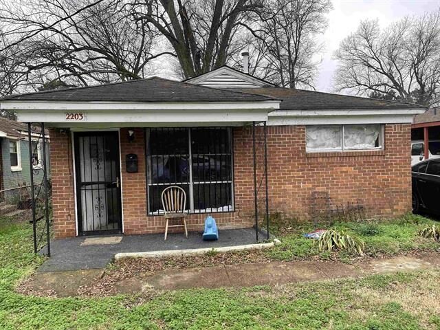 2203 Stovall