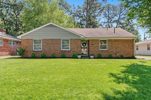 1458 Wheaton