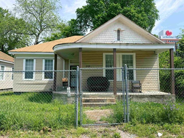 206 Leath