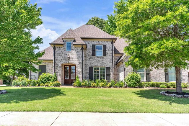 255 Saunders Creek