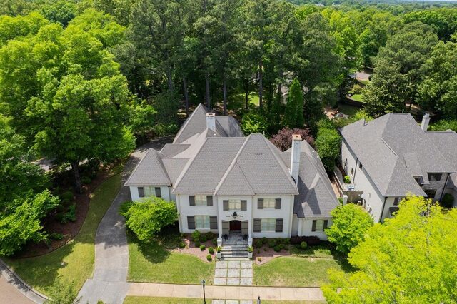 2301 Caylors Woods