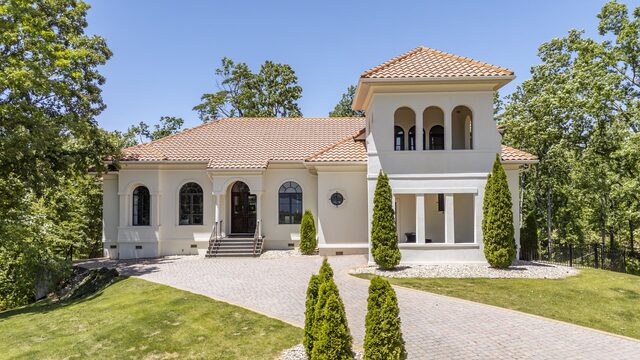 105 Riviera