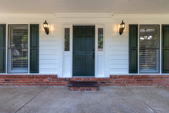 8675 Cedar Farms