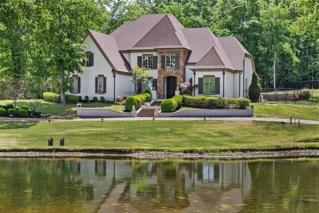 224 Monterey Farms