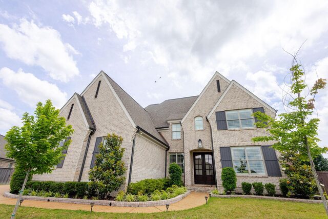 712 Cypress View