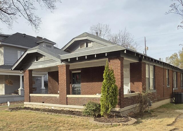 1196 Central