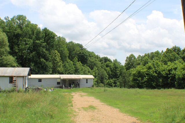 2456 Ray Bluff