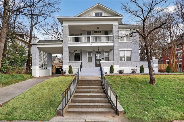 216 Mcneil