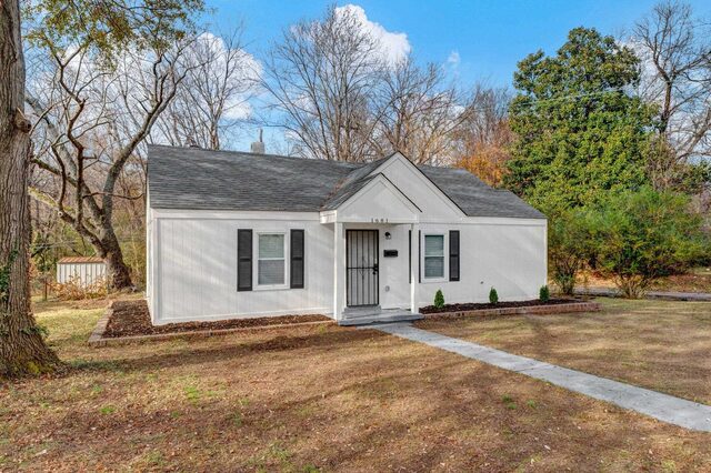1681 Shadowlawn