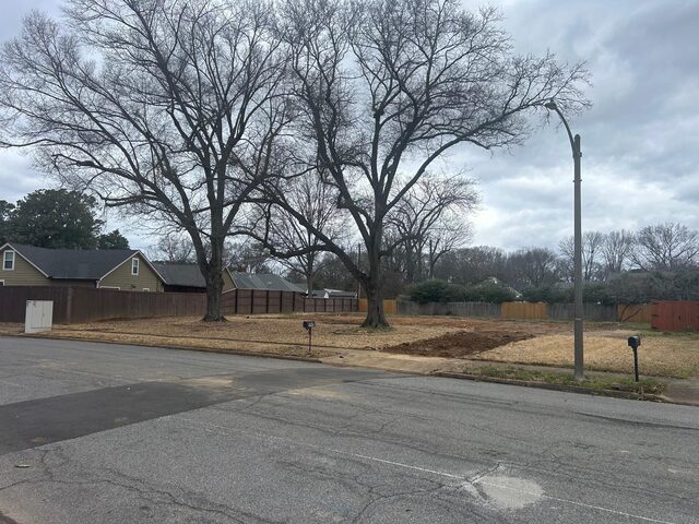 4640 Chickasaw
