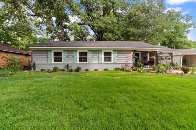 1072 West Perkins