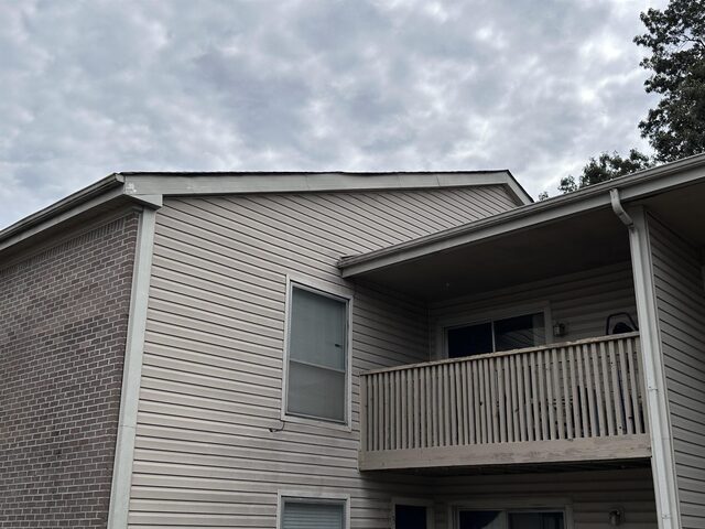 6705 Majestic Oak