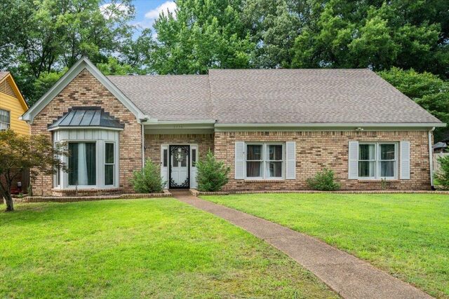 6736 Kirby Trace